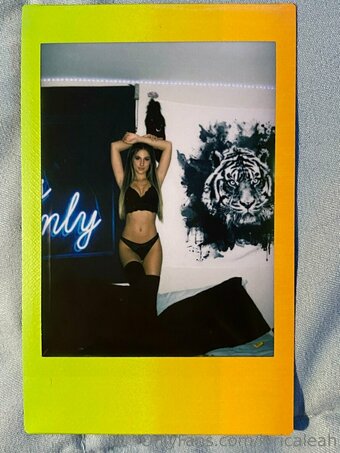 lyricaleah Nude Leaks Photo 17