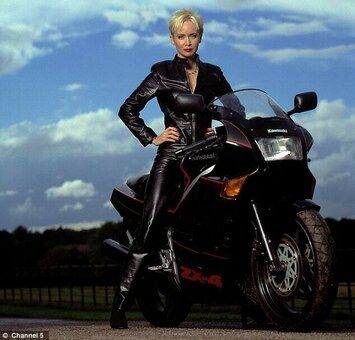 Lysette Anthony / chezlysette Nude Leaks Photo 10