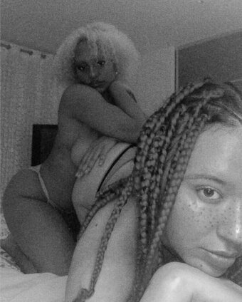 Macadamia / CookiesMacadam Nude Leaks Photo 15