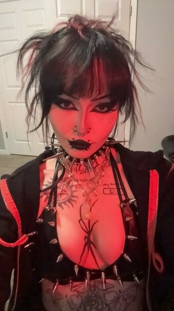 Machine_Mommy Machine_Mommy