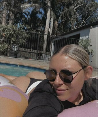 Mackenzie Walker / mxckenzierose Nude Leaks OnlyFans Photo 2