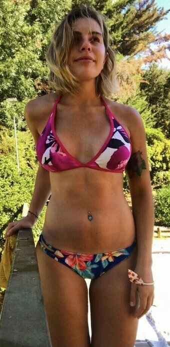 Maconsubrunnerh Nude Leaks Photo 1