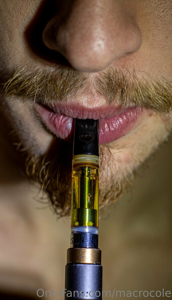 macrocole Nude Leaks Photo 8