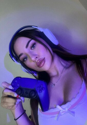 maddythebaddy Nude Leaks Photo 2