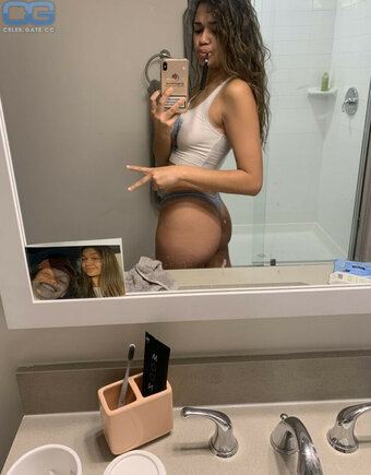 madisonbailey Nude Leaks Photo 18