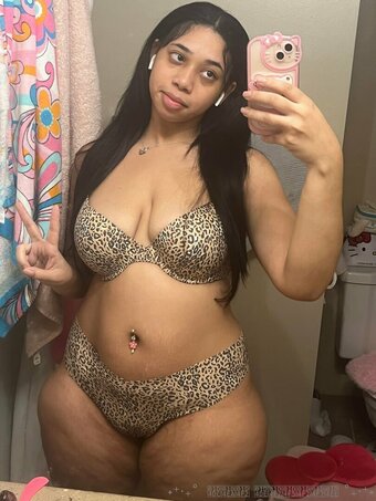 maditheehottie Nude Leaks Photo 14