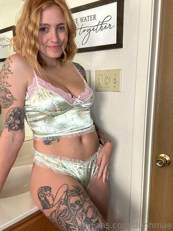 Mae Kat / duhhmaekat / maekatkitchen Nude Leaks OnlyFans Photo 9