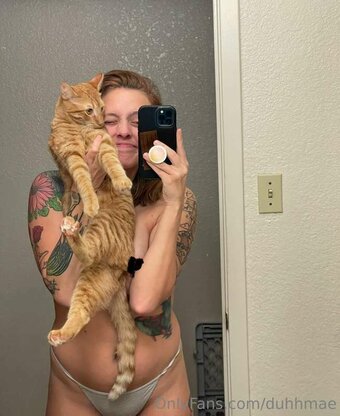Mae Kat / duhhmaekat / maekatkitchen Nude Leaks OnlyFans Photo 12