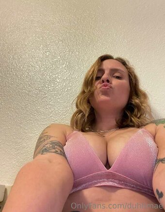 Mae Kat / duhhmaekat / maekatkitchen Nude Leaks OnlyFans Photo 21