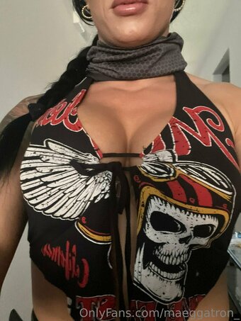 Maeggatron / maeggatron_ Nude Leaks OnlyFans Photo 49