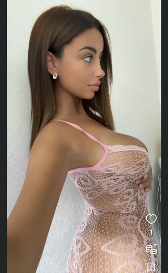 maelatib / https: Nude Leaks OnlyFans Photo 22