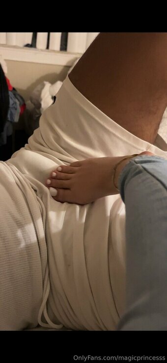 magicprincesss Nude Leaks Photo 13