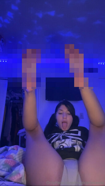 magicprincesss Nude Leaks Photo 22