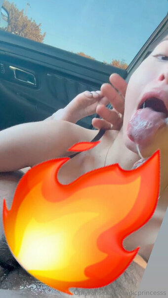 magicprincesss Nude Leaks Photo 26