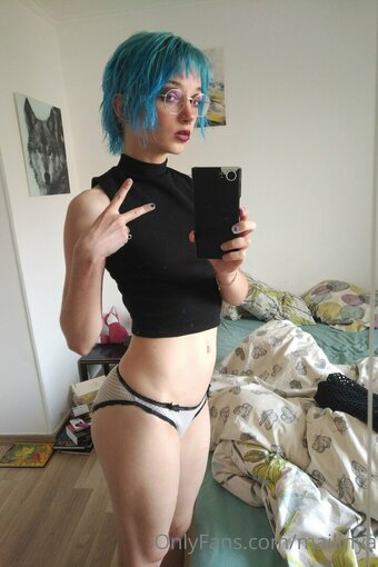 mailinya Nude Leaks Photo 5