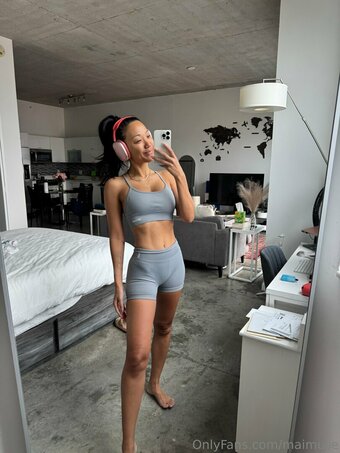 maimuse Nude Leaks Photo 25