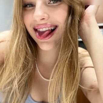 Maja-Sofie Nude Leaks Photo 2