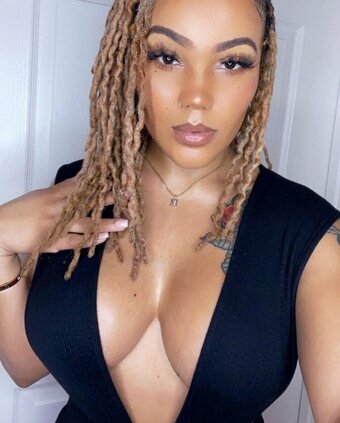 Makeedah Nude Leaks Photo 3