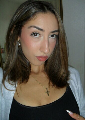 makeitraingirl / arigabii / arigabiii Nude Leaks OnlyFans Photo 4