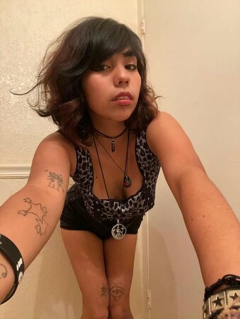 makeoutradio / makeoutradio2.0 Nude Leaks Photo 10