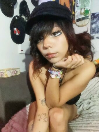 makeoutradio / makeoutradio2.0 Nude Leaks Photo 21