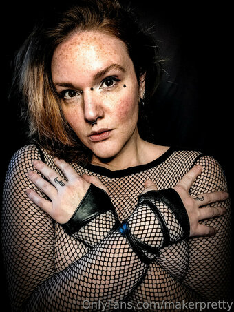 makerpretty Nude Leaks Photo 16