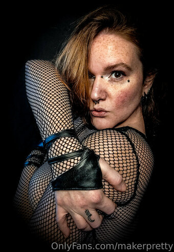 makerpretty Nude Leaks Photo 17