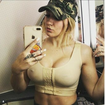 _Makingmaggie / __makingmaggie / mythicmaggs Nude Leaks OnlyFans Photo 28