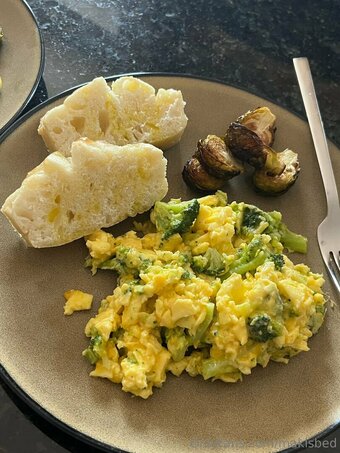 makisbed Nude Leaks Photo 11