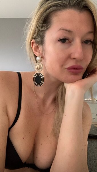 Malava / mal_montreal Nude Leaks OnlyFans Photo 3