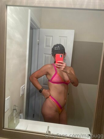 malbugg Nude Leaks Photo 22