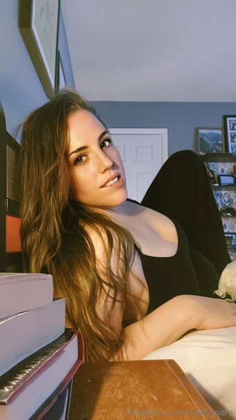 malisandre Nude Leaks Photo 6