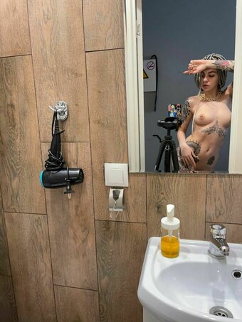 Mallory / Mal.lory Nude Leaks OnlyFans Photo 11