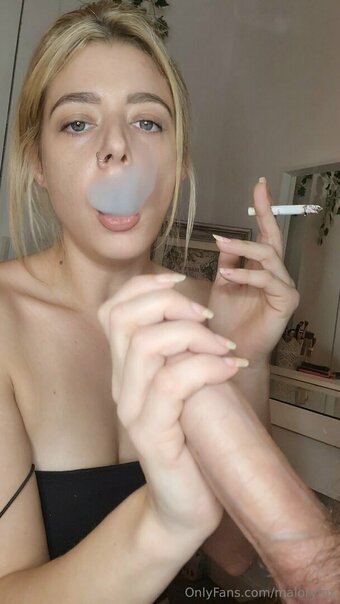 maloryfox Nude Leaks Photo 29