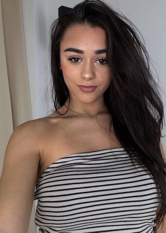 MalouAsmr / Malou_lcr / malou_lcr19 Nude Leaks Photo 2