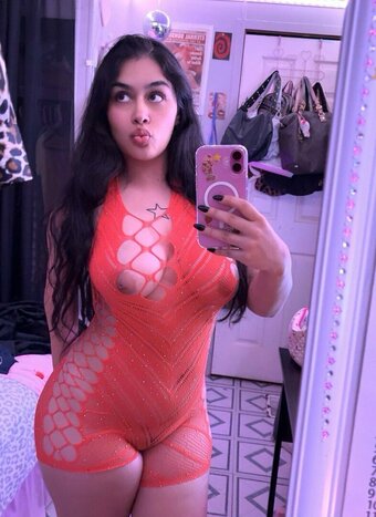 mami / https: / mamiportland / urfavscorpiobby Nude Leaks OnlyFans Photo 7