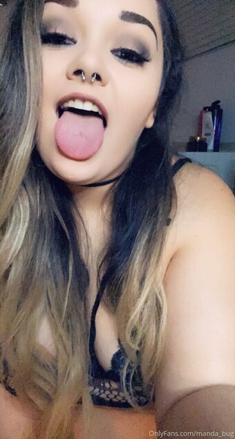 manda_bug Nude Leaks Photo 4