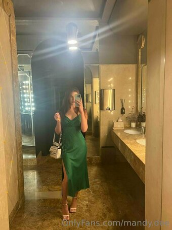 Mandy Dee Nude Leaks Photo 34