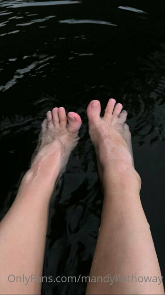 mandyhathoway Nude Leaks Photo 2