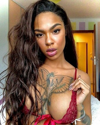 Mangombe Nude Leaks Photo 2