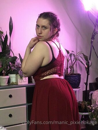 manic_pixiehokage Nude Leaks Photo 26