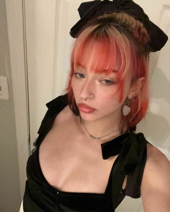 manicpixieagony / alleahfae / manic_pixie_agony Nude Leaks OnlyFans Photo 1