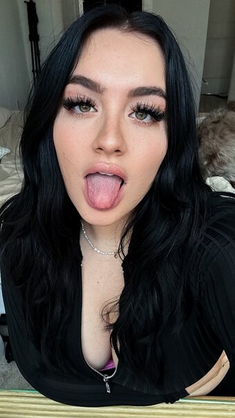 Maple Divine / Maple_Divine / mapledivine Nude Leaks OnlyFans Photo 18