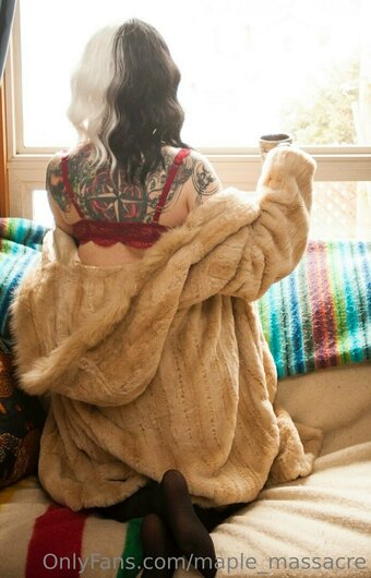 maple_massacre Nude Leaks Photo 10