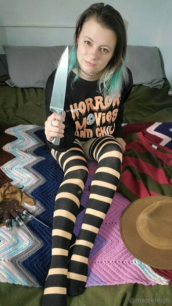 mapleleigh Nude Leaks Photo 21