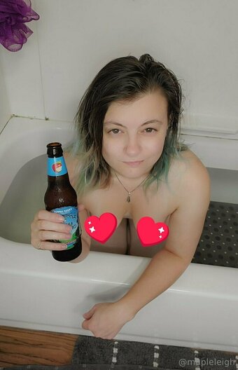 mapleleigh Nude Leaks Photo 24