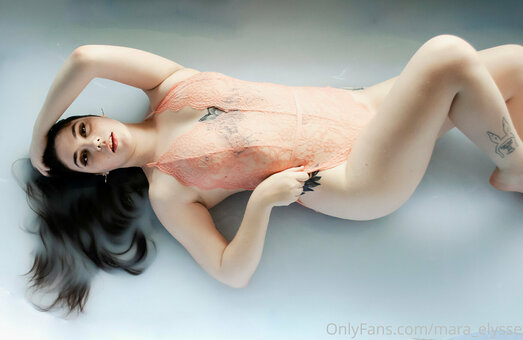 mara_elysse Nude Leaks Photo 17