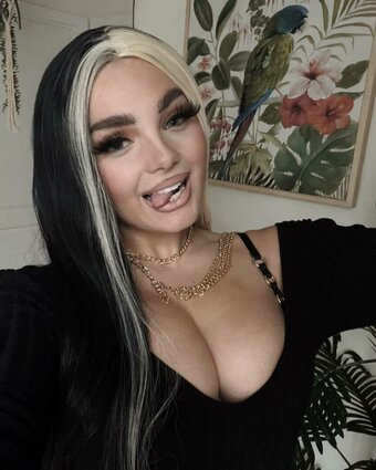 Marcelinepixie Nude Leaks Photo 5