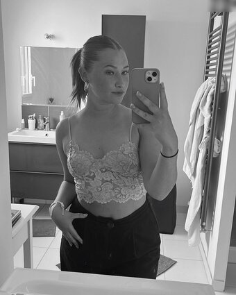 marevmllrr Nude Leaks Photo 9