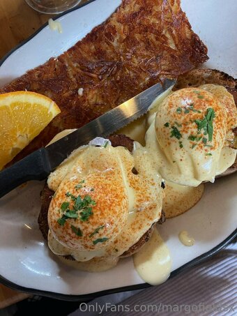 margofieldsx Nude Leaks Photo 18